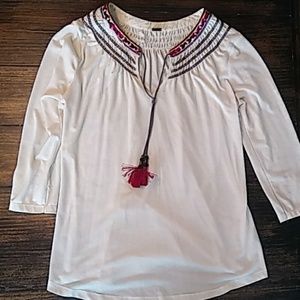 Poof! Three quarter sleeve top